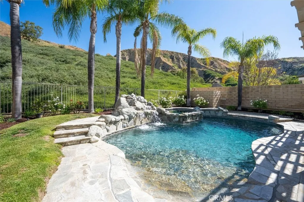 Additional image 80 of 17781 Maplehurst Place, Canyon Country, CA 91387