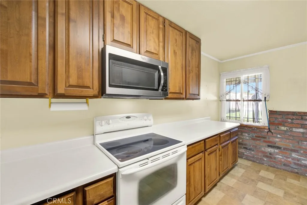 Additional image 43 of 7918 Hwy 99 E, Los Molinos, CA 96055