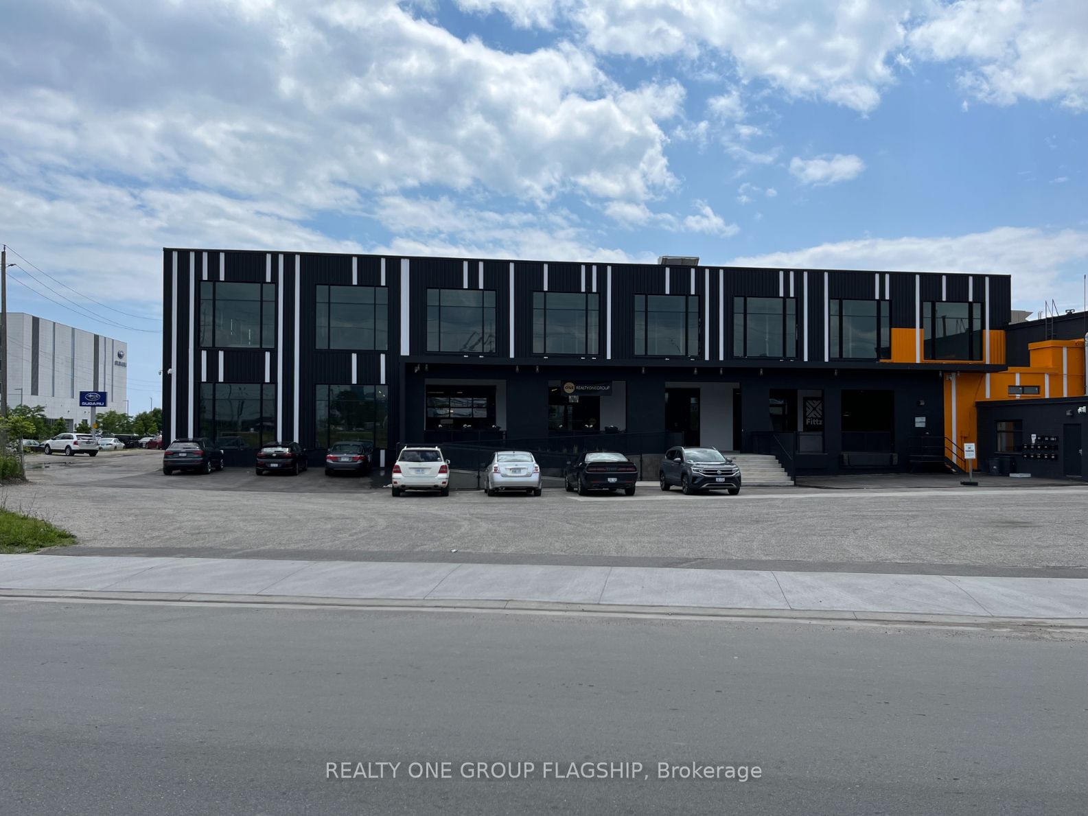 101-P4-1377 The Queensway N/a, Toronto, ON, M8Z 1T1