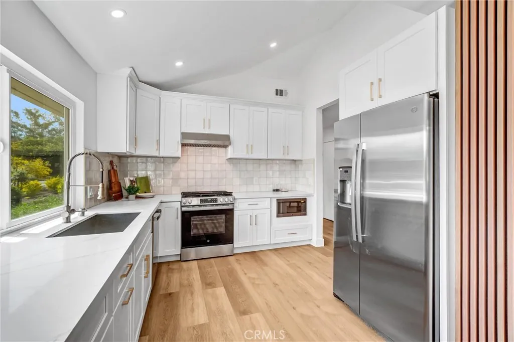Additional image 11 of 2 Featherwood, Irvine, CA 92612