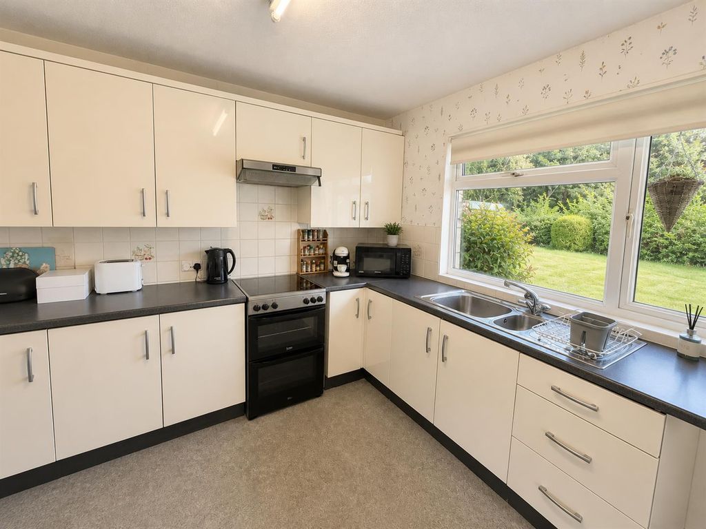 Additional image 7 of 4 bed detached bungalow for salePrincess Road, Allostock, Knutsford WA16