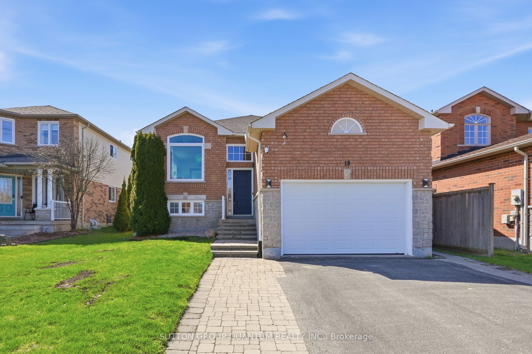 19 Leslie Avenue, Barrie, ON, L4N 9N9