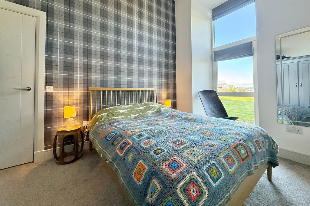 Additional image 16 of 3 bed flat for sale16 Great Glen Place, Inverness IV3