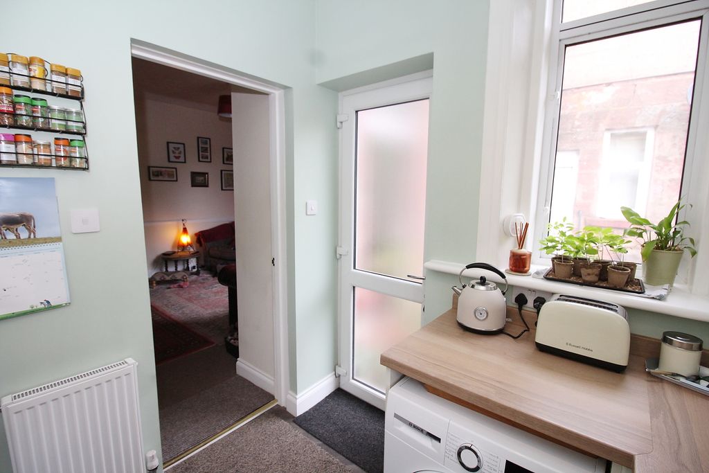Additional image 6 of 2 bed flat for saleGrange Place, Alexandria G83