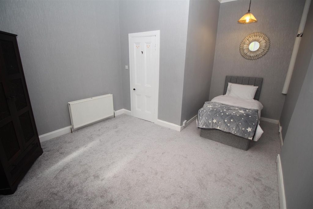 Additional image 15 of 4 bed flat for saleEldon Street, Greenock PA16