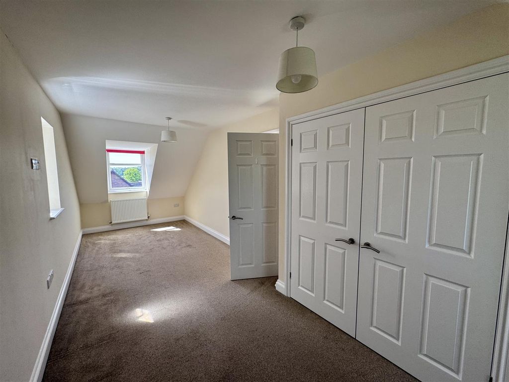 Additional image 30 of 6 bed detached house to rentWalnut Tree House, Caerwent, Caldicot NP26