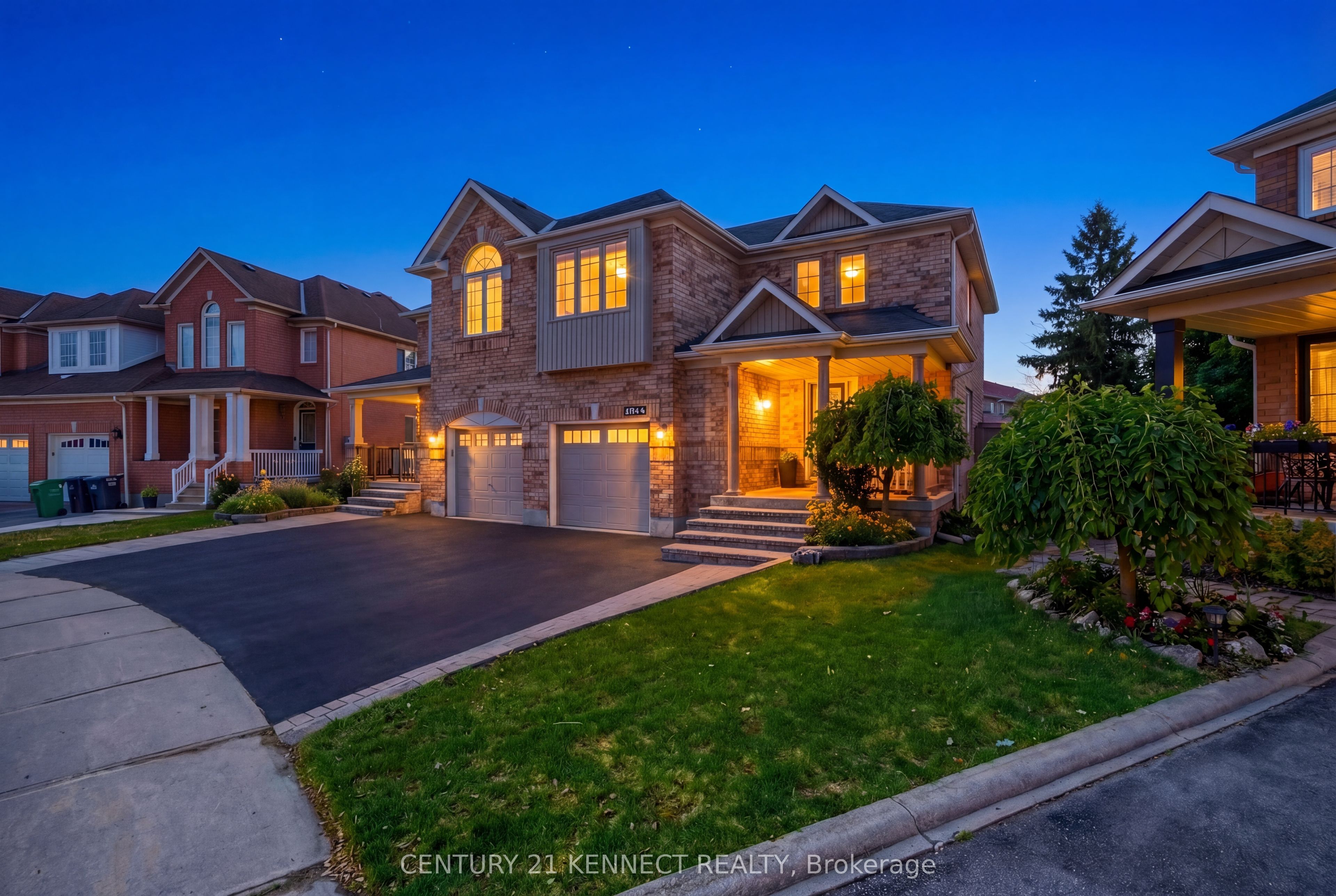 1644 Samuelson Circle, Mississauga, ON, L5N 7Z7