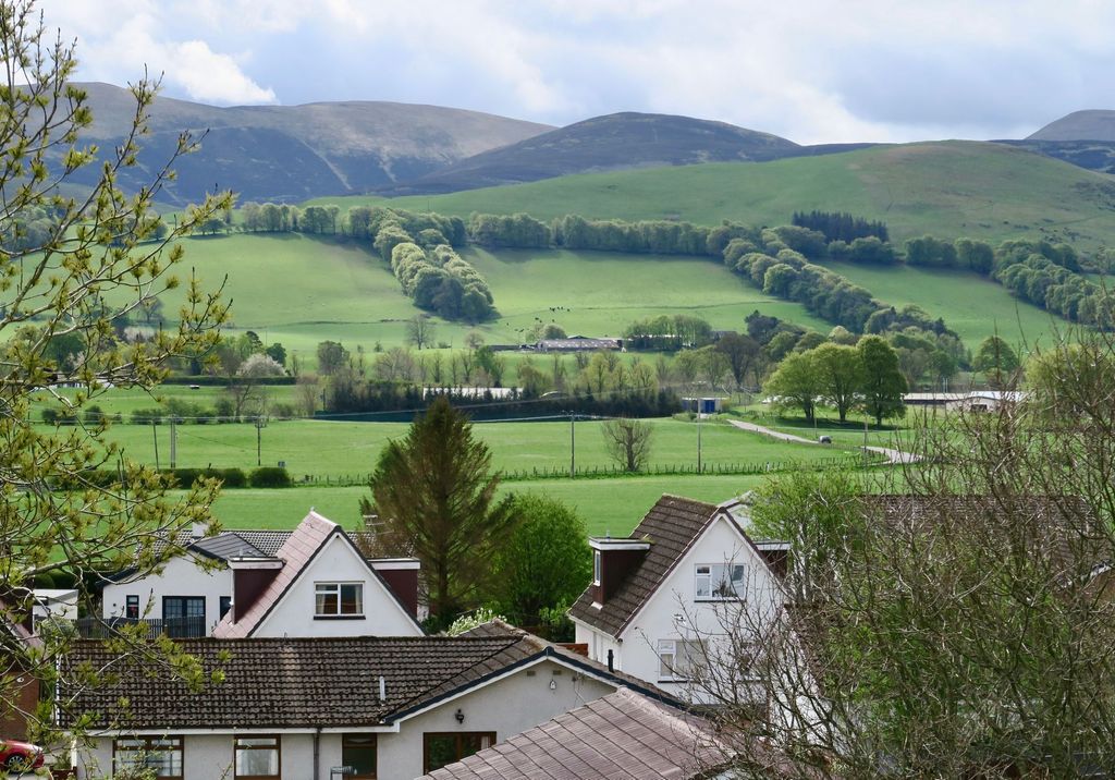Additional image 4 of 2 bed flat for sale4 South Park Court, Coulter Road, Biggar ML12