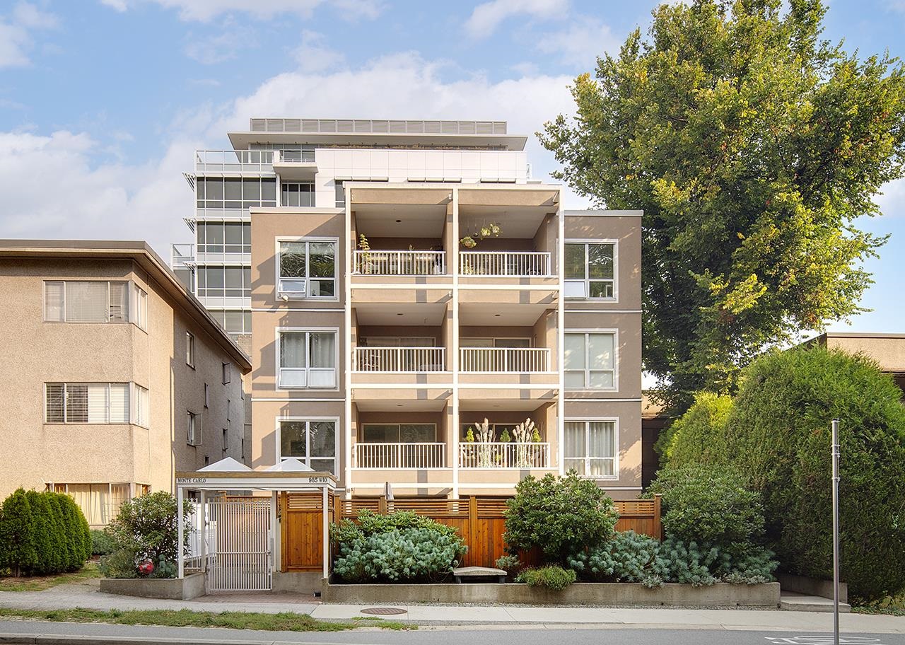203-985 10th Avenue W, Vancouver, BC, V5Z 1L9