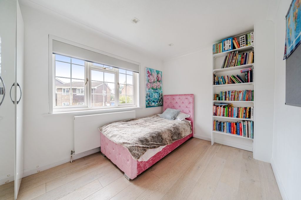 Additional image 12 of 5 bed detached house to rentDrummond Close, Haywards Heath RH16