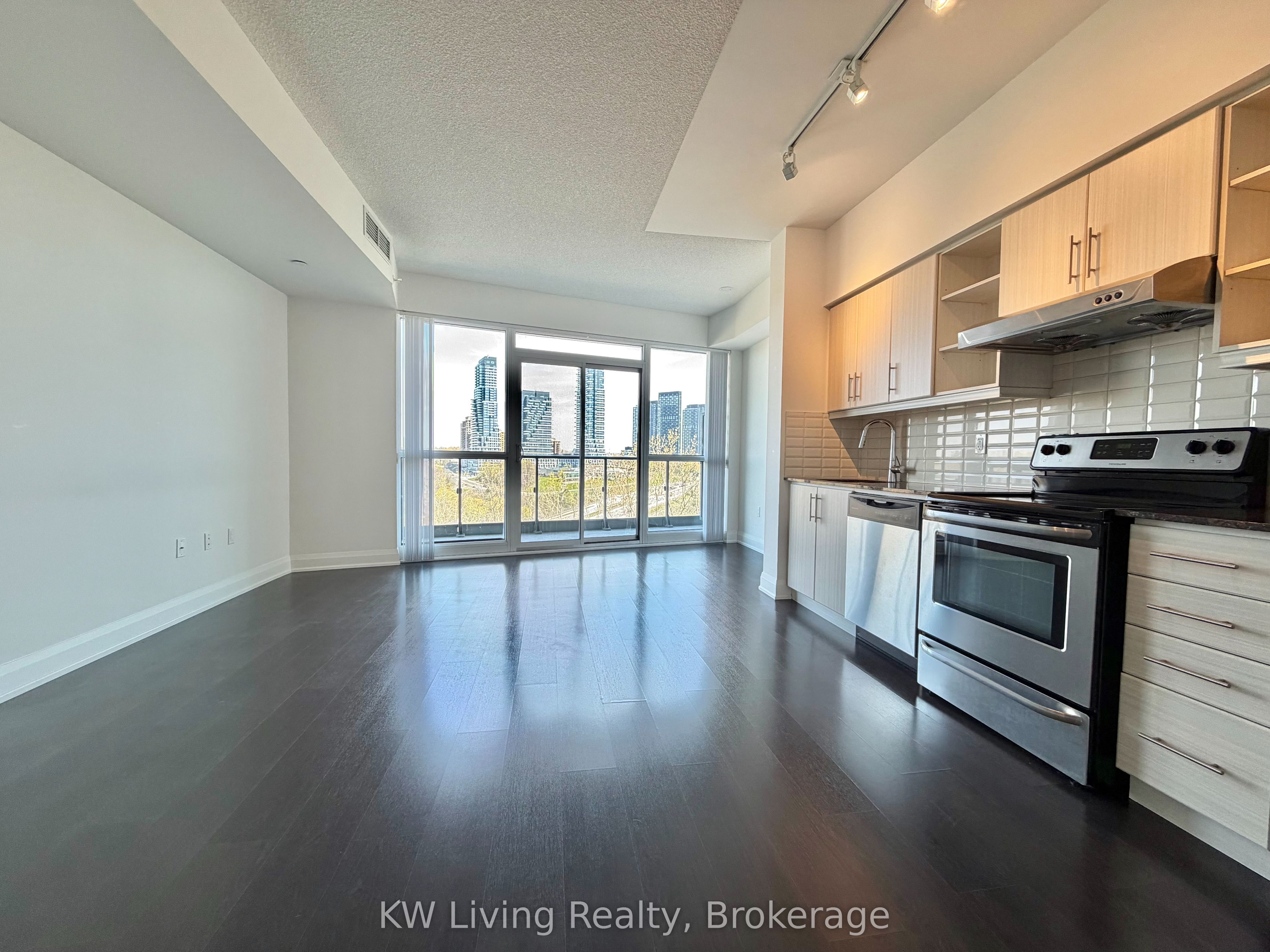 Additional image 3 of 516-160 Vanderhoof Avenue, Toronto, ON, M4G 0B7