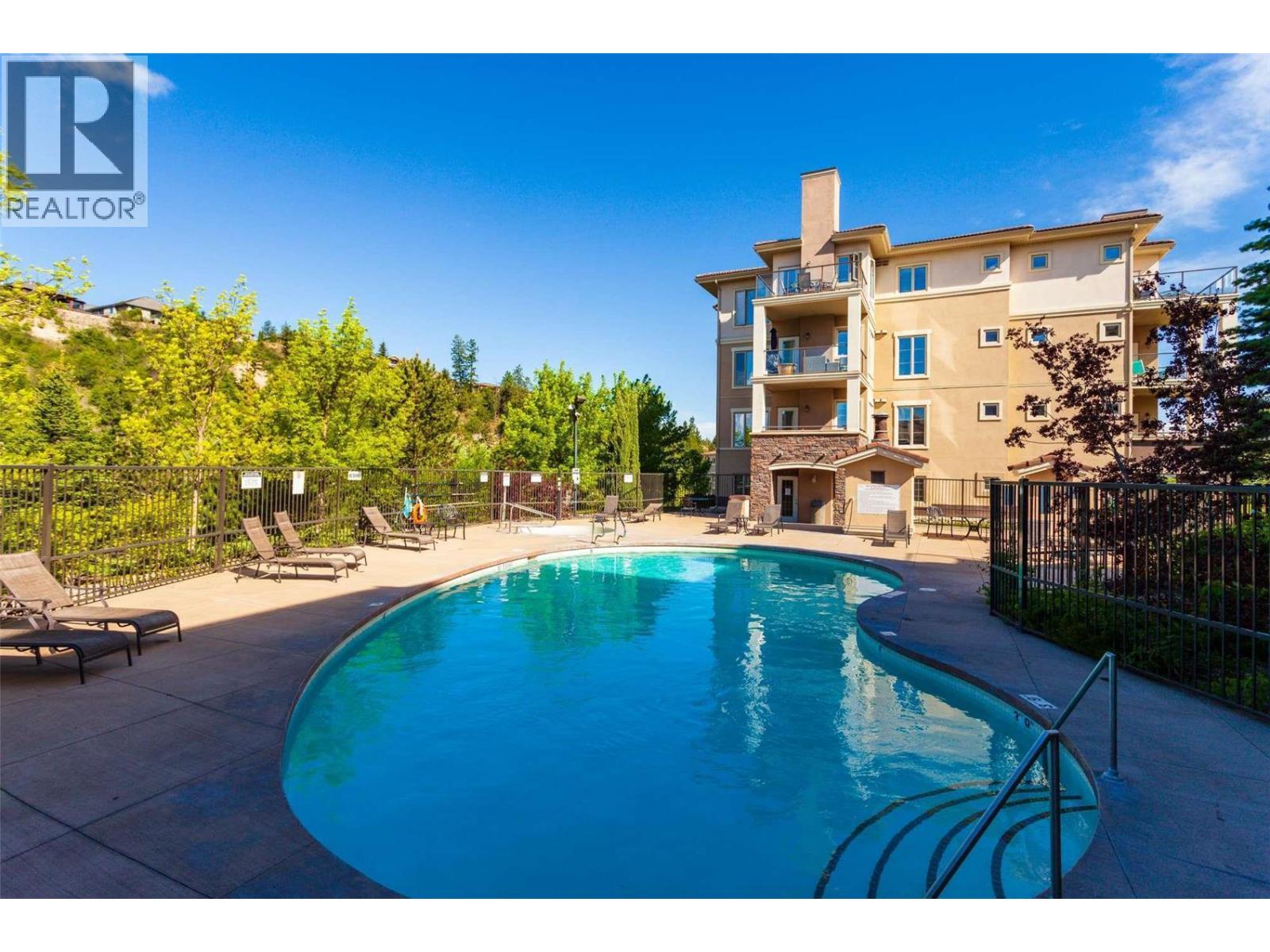 1413-1875 Country Club Drive, Kelowna, BC, V1V2W7