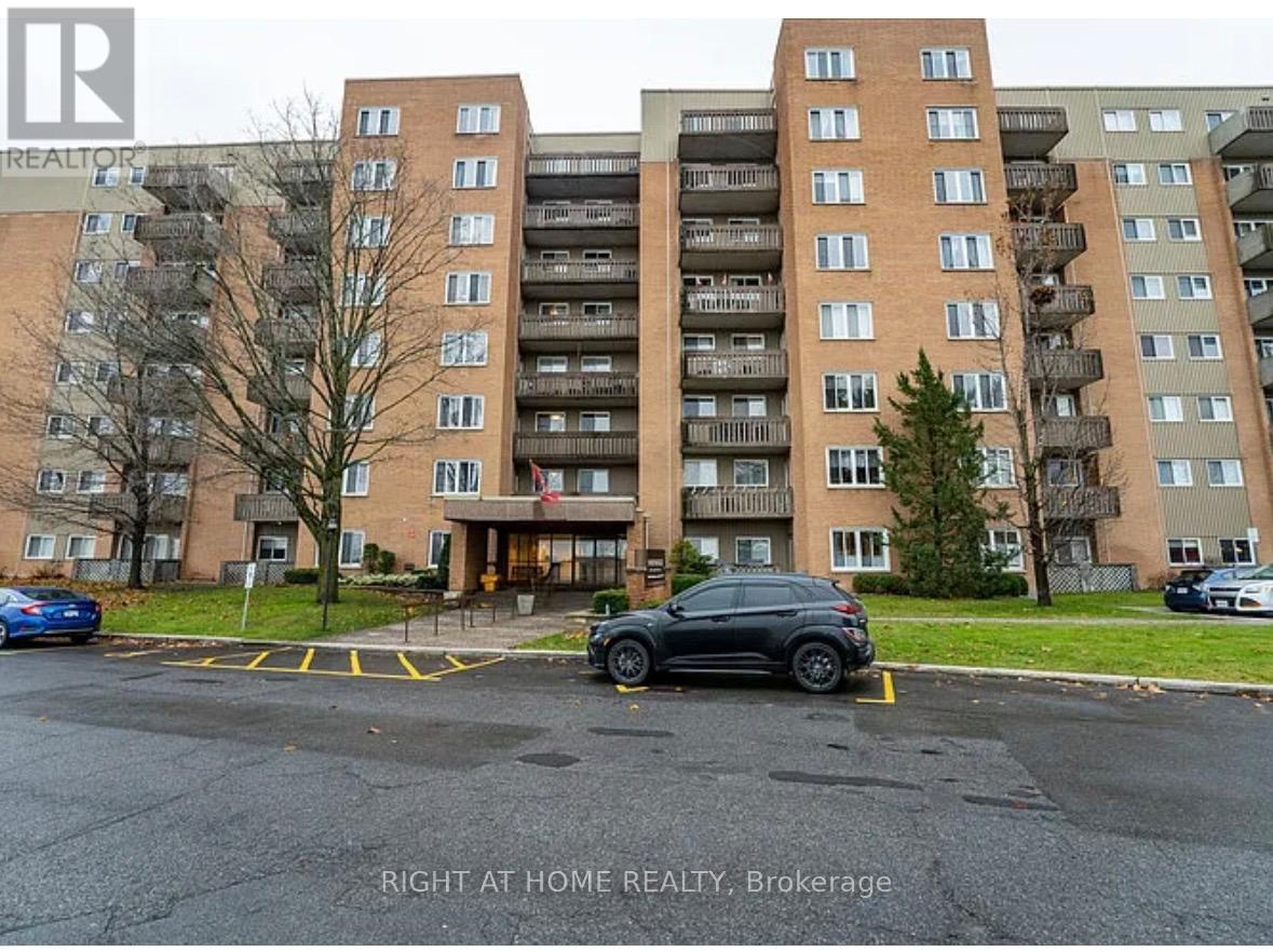 514-1599 Lassiter Terrace, Ottawa, ON, K1J8R6