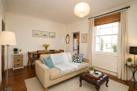 Brighton Road, Redland, Bristol BS6