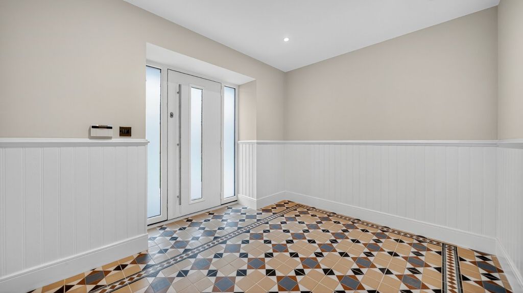 Additional image 26 of 5 bed detached house to rentLeeds Road, Bramhope, Leeds, West Yorkshire LS16