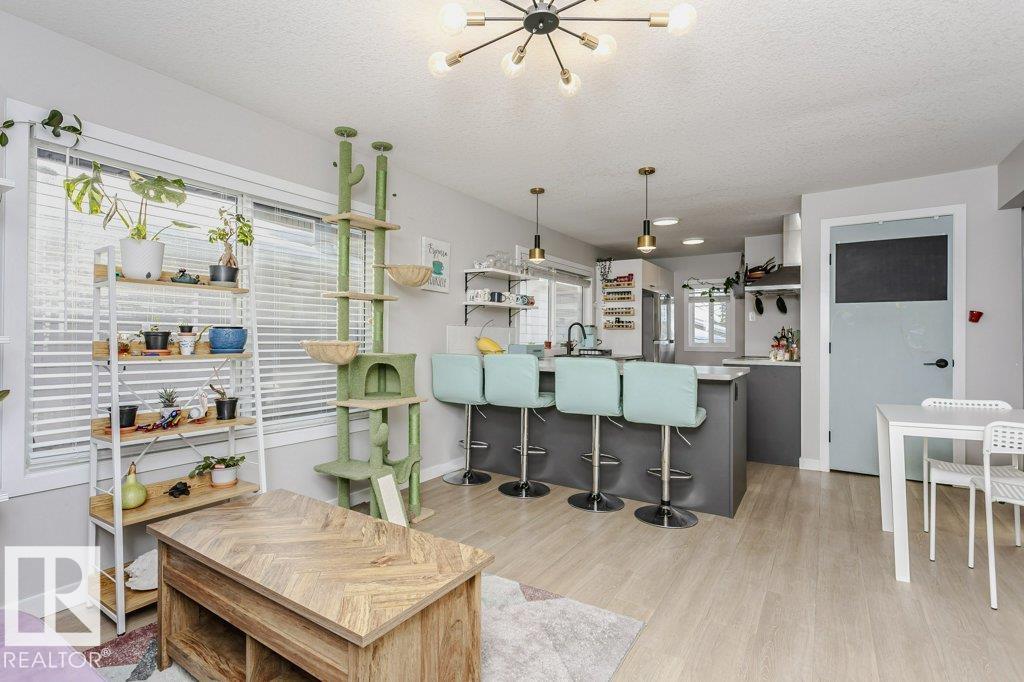 Additional image 6 of 9020 152 Street NW, Edmonton, AB, T5R1M3