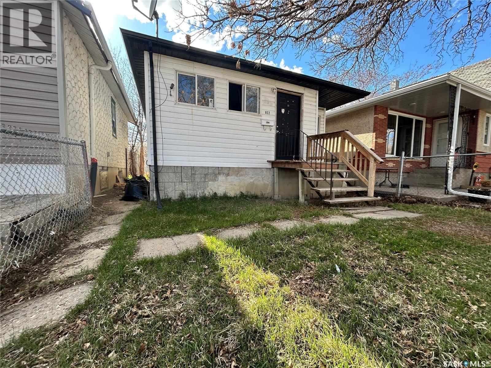 Additional image 2 of 922 Garnet Street, Regina, SK, S4T2X5
