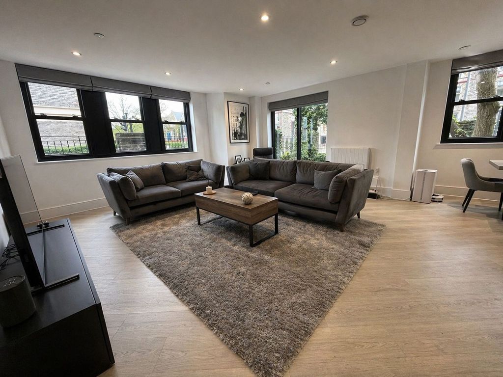Additional image 4 of 3 bed flat to rentCathedral Gardens, Cathedral Road, Pontcanna CF11