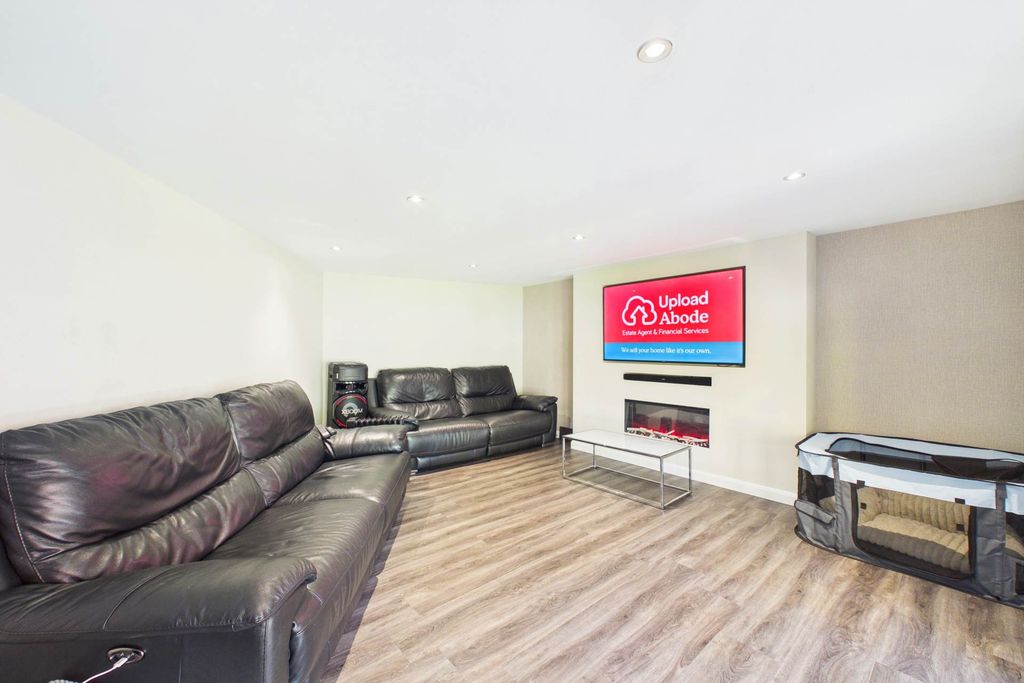 Additional image 39 of 5 bed detached house for saleDarwin Avenue, Motherwell ML1