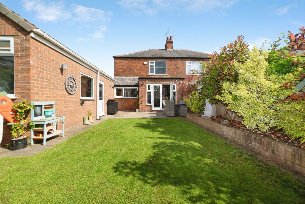Additional image 17 of 3 bed semi-detached house for saleKingtree Avenue, Cottingham HU16