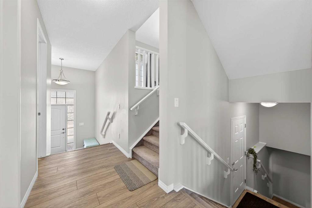 Additional image 5 of 95 Carrington Close NW, Calgary, AB, T3P 1P8