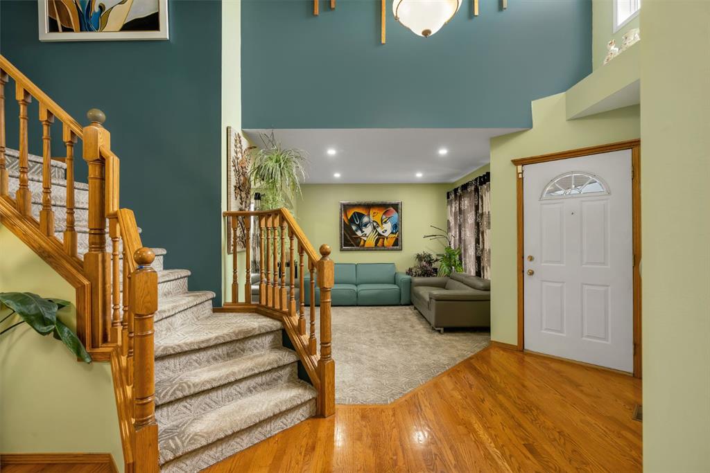 Additional image 2 of 206 Coral Keys Place NE, Calgary, AB, T3J 3W8