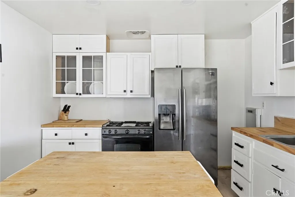 Additional image 40 of 911 W Orchard St, Santa Maria, CA 93458