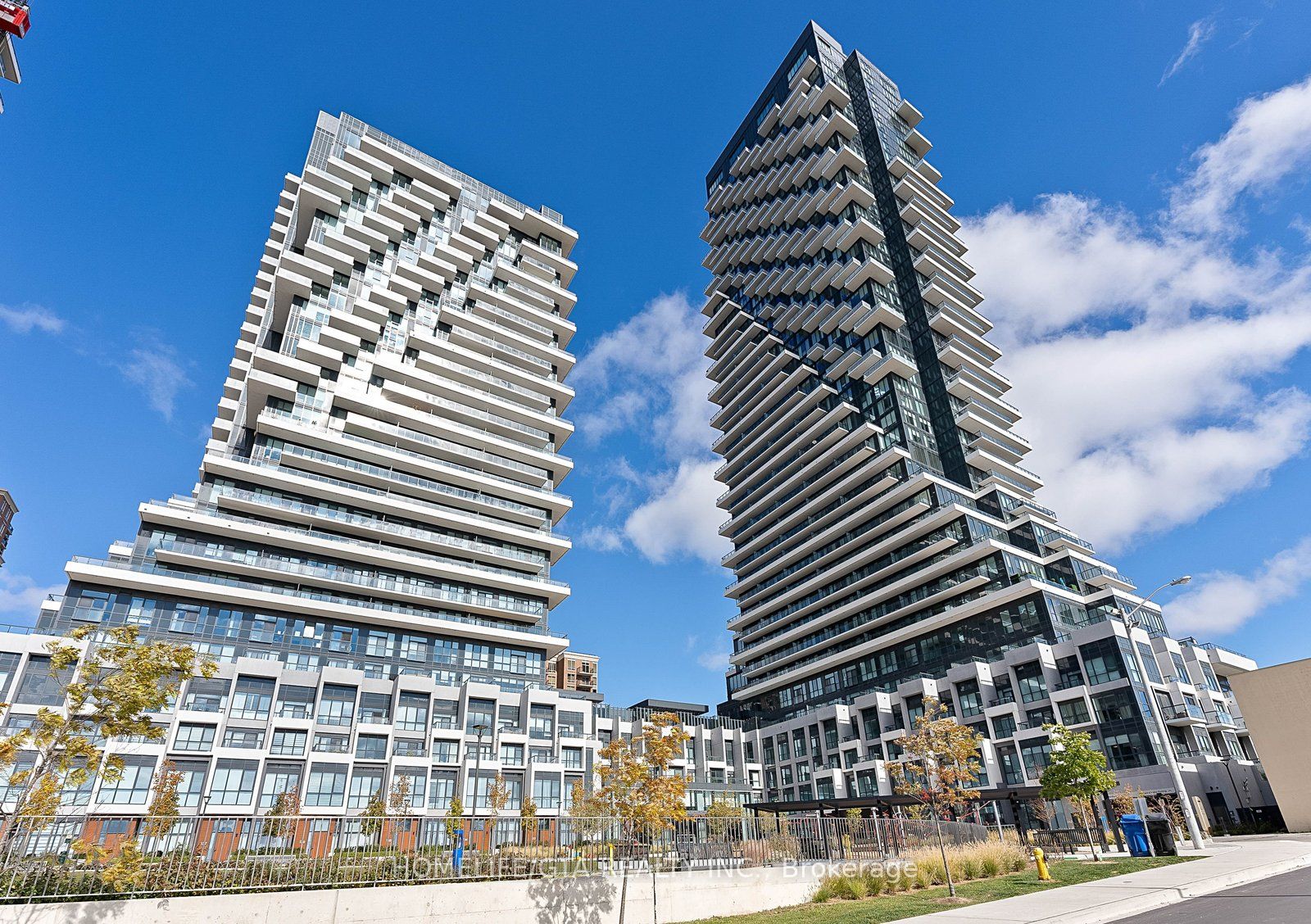 Additional image 3 of 1301-30 Inn On The Park Drive, Toronto, ON, M3C 0P8