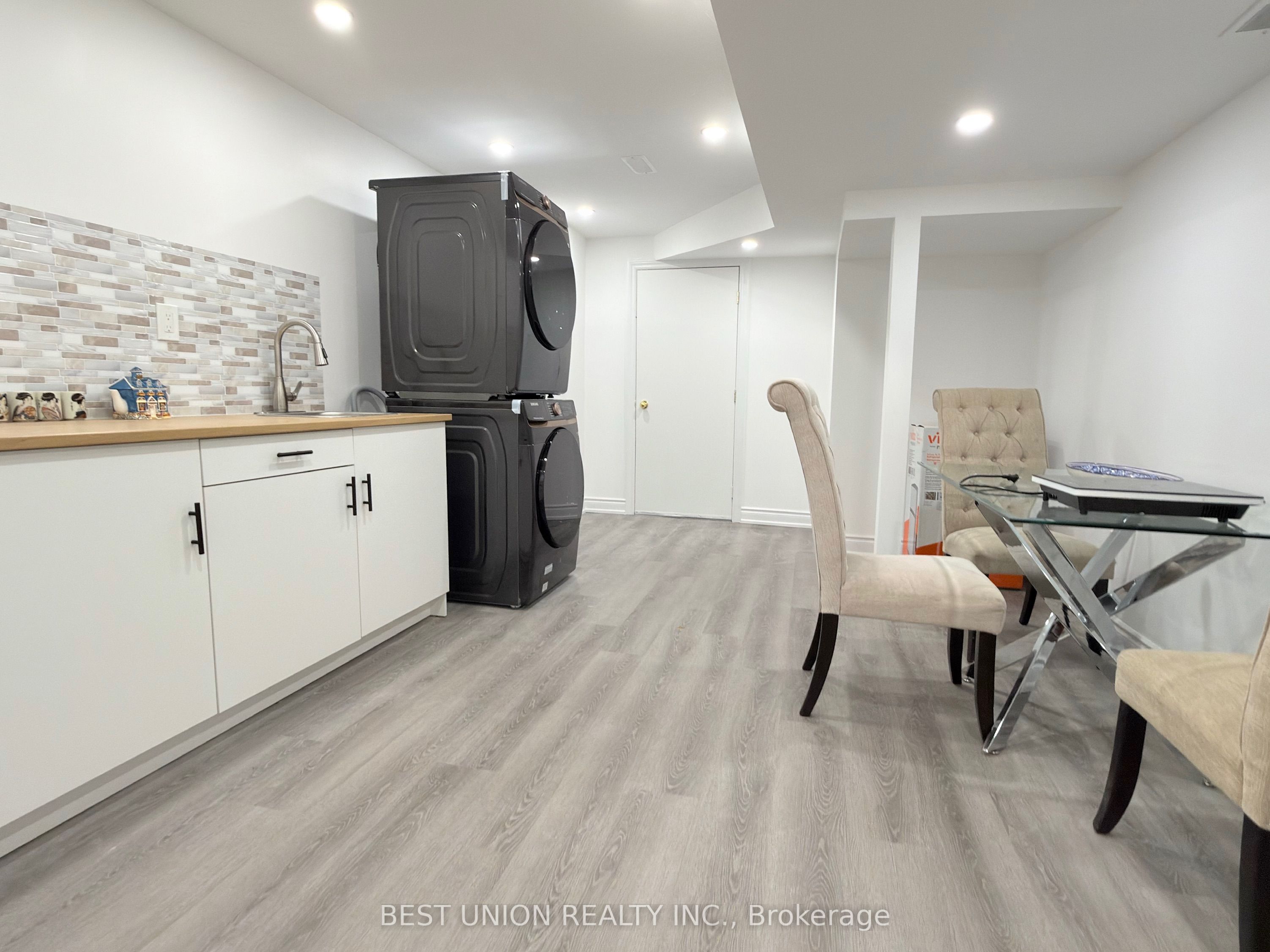 Additional image 3 of Basement-4894 Yorkshire Avenue, Mississauga, ON, L4Z 4H5