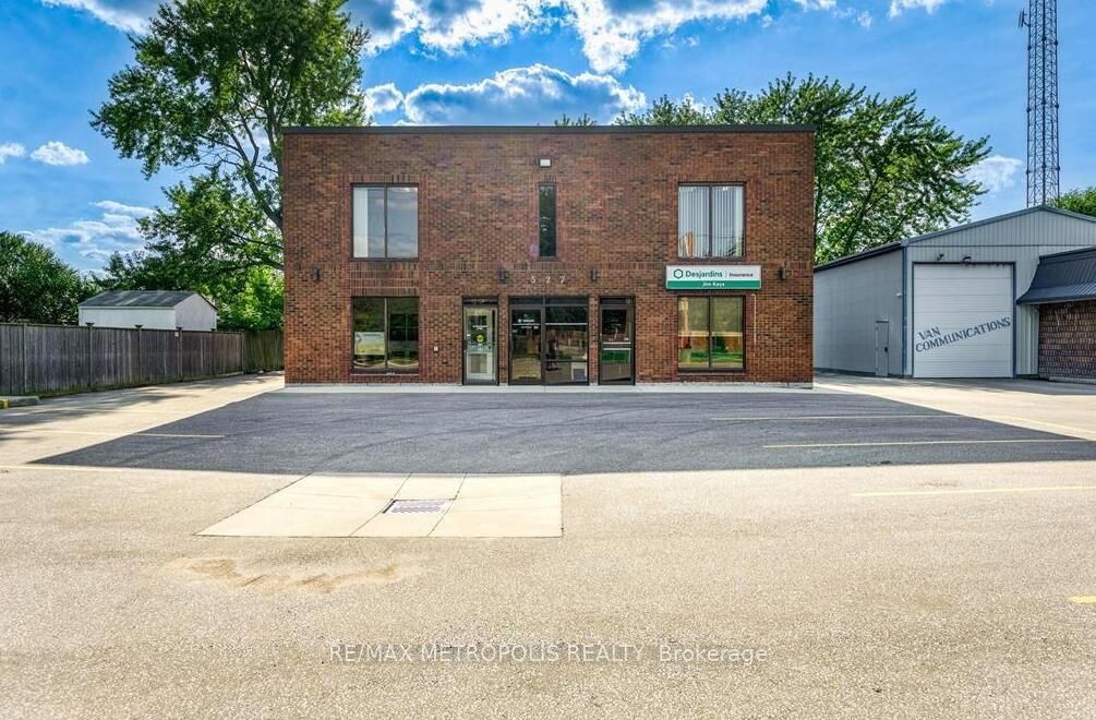 201-527 Murphy Road, Sarnia, ON, N7S 5B6