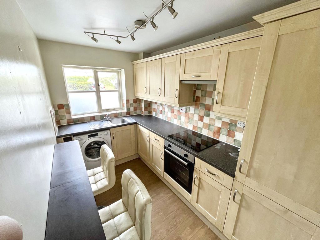 Additional image 2 of 2 bed flat to rentCastle View, Horsley, Newcastle Upon Tyne NE15