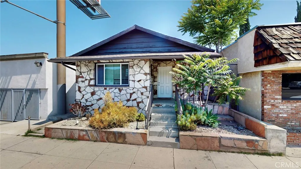 Additional image 27 of 6851 Foothill Boulevard, Tujunga, CA 91042