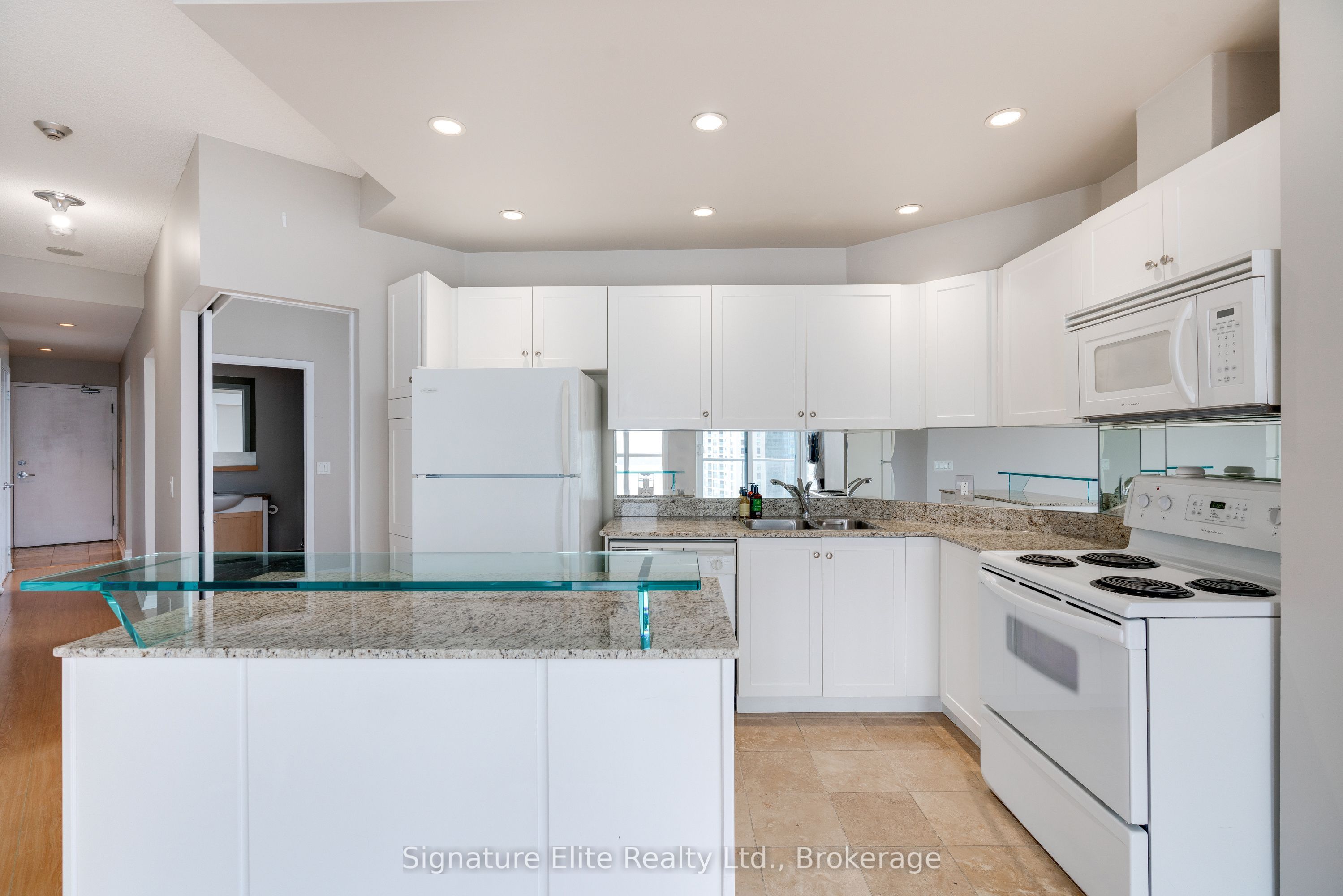 Additional image 5 of 2402-208 Queens Quay W, Toronto, ON, M5J 2Y5
