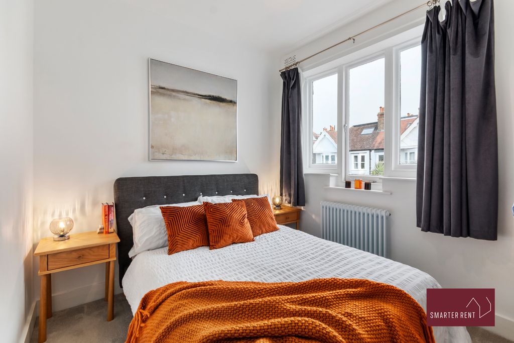Additional image 19 of 3 bed flat to rentBurlington Avenue, Kew TW9