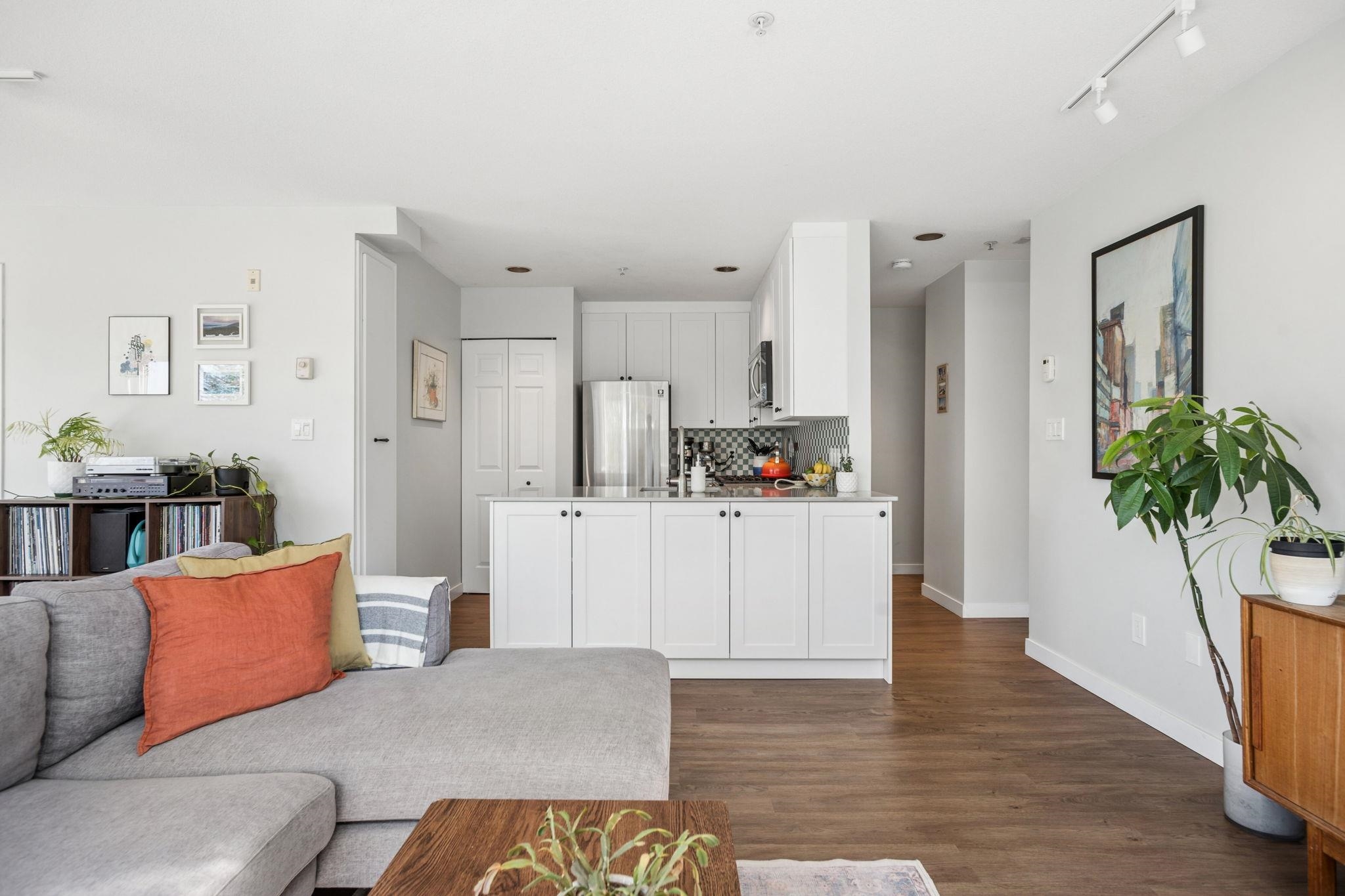 Additional image 4 of 302-1510 Grant Street, Vancouver, BC, V5L 2Y2