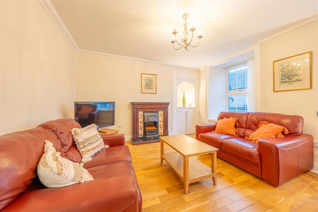 Additional image 8 of 2 bed flat for saleKing Street, Crieff PH7