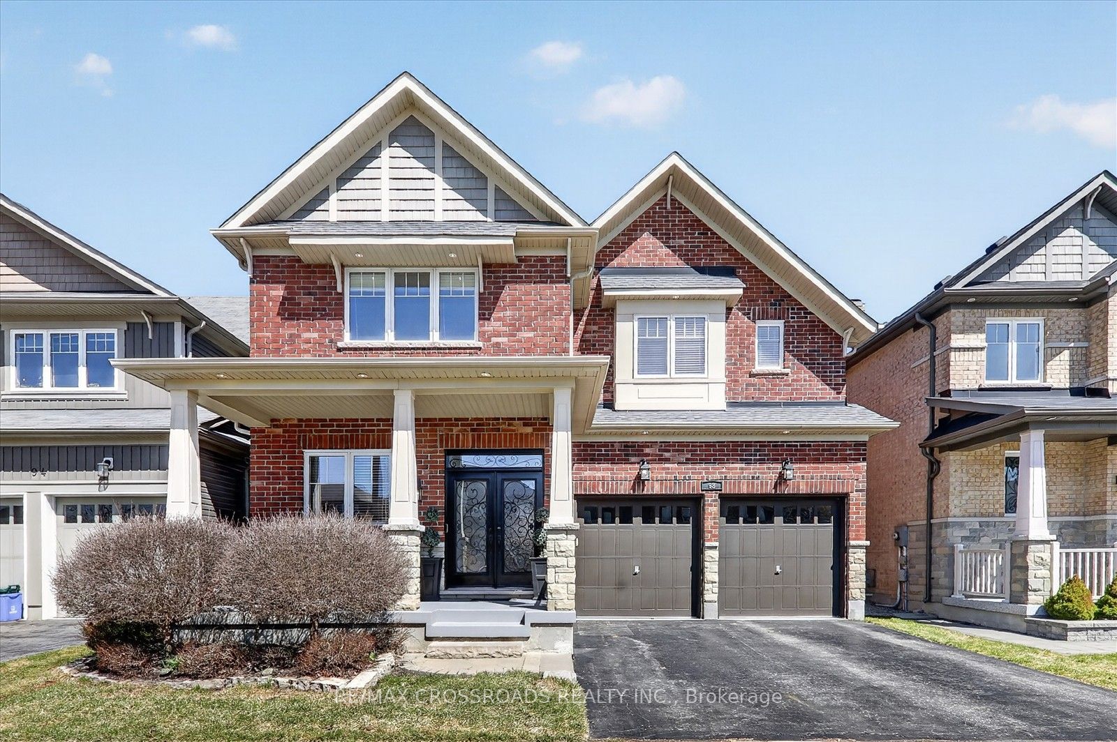 98 Britannia Avenue E, Oshawa, ON, L1L 0E8