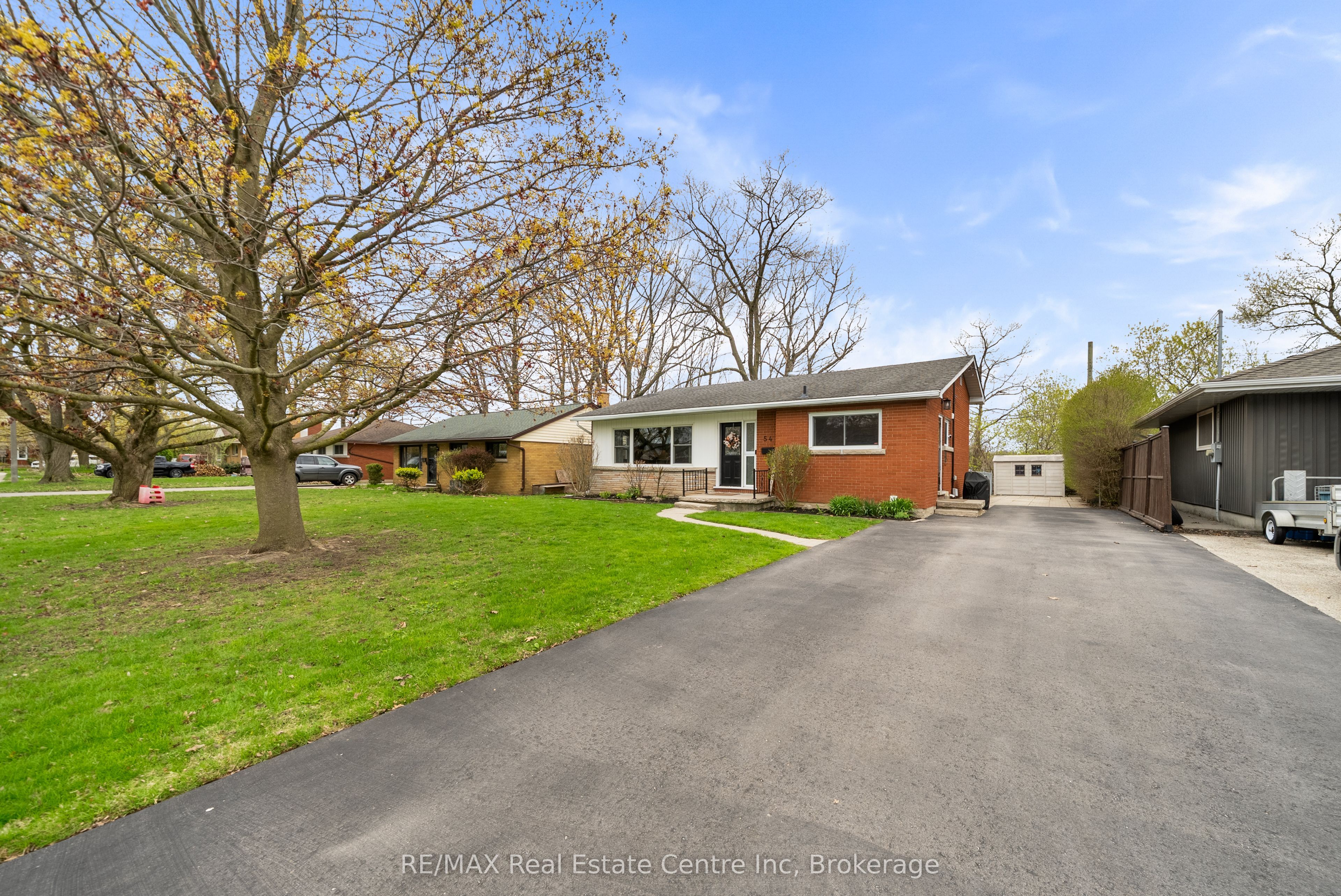 54 Highman Avenue, Cambridge, ON, N1R 3L7