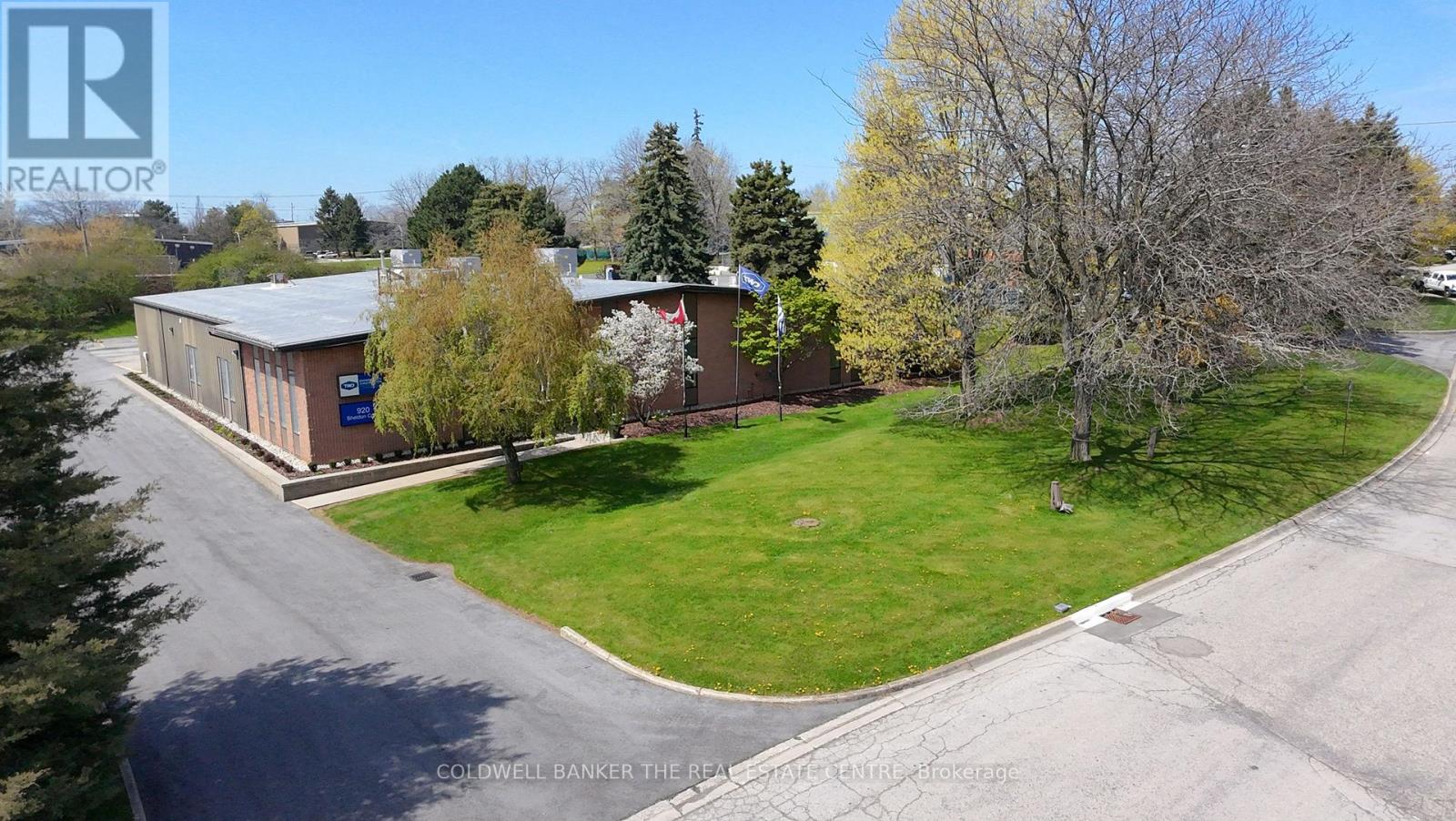 Additional image 4 of 920 Sheldon Court East, Burlington, ON, L7L5K6