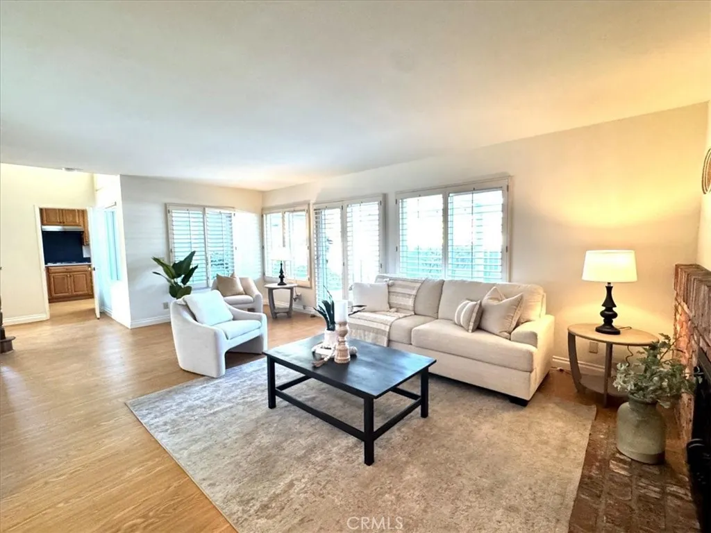 Additional image 14 of 1104 Dennis Drive, Costa Mesa, CA 92626
