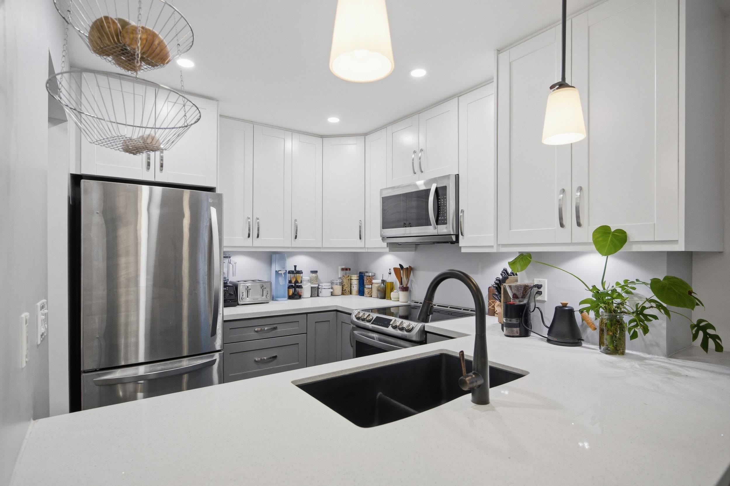 Additional image 3 of 202-3187 Mountain Highway, North Vancouver, BC, V7K 2H4