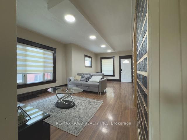 Additional image 2 of 4755 Fourth Avenue, Niagara Falls, ON, L2E 4N9