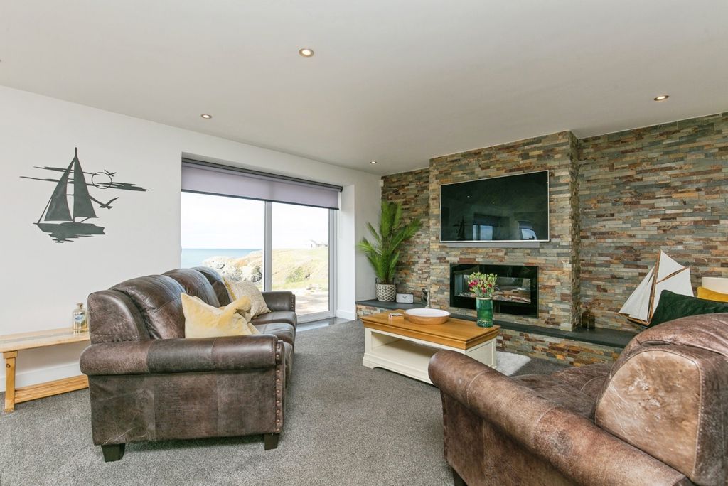 Additional image 4 of 4 bed detached house for saleLon Isallt, Trearddur Bay, Holyhead, Isle Of Anglesey LL65
