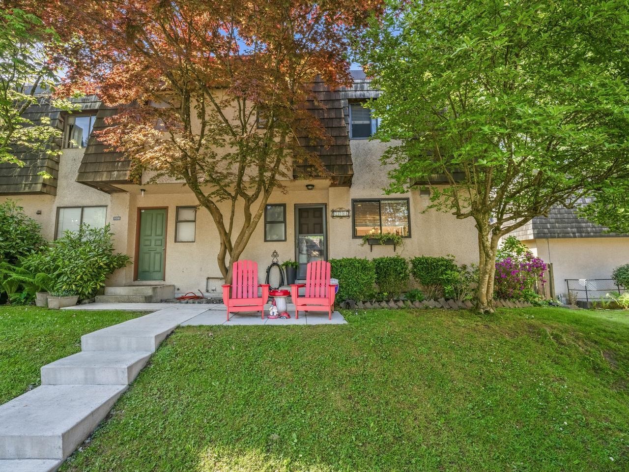 1106 Premier Street, North Vancouver, BC, V7J 2H3