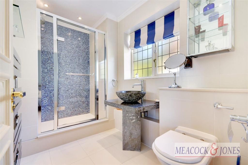 Additional image 27 of 7 bed detached house for saleHutton Mount, Brentwood CM13