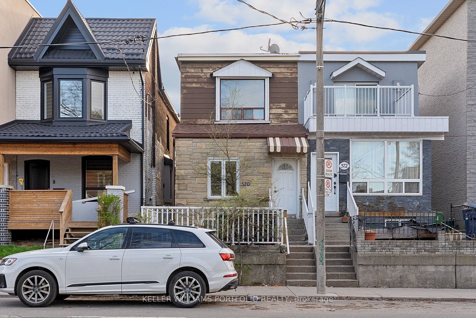 570 Jones Avenue, Toronto, ON, M4J 3H1