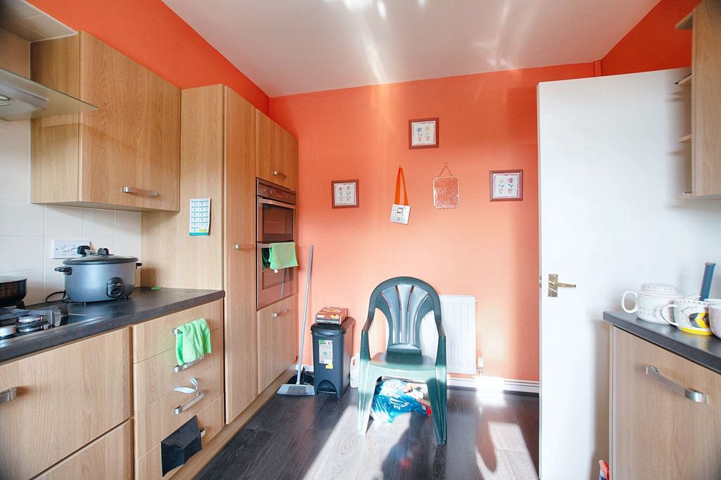 Additional image 8 of 2 bed flat for saleKing Street, Cottingham HU16