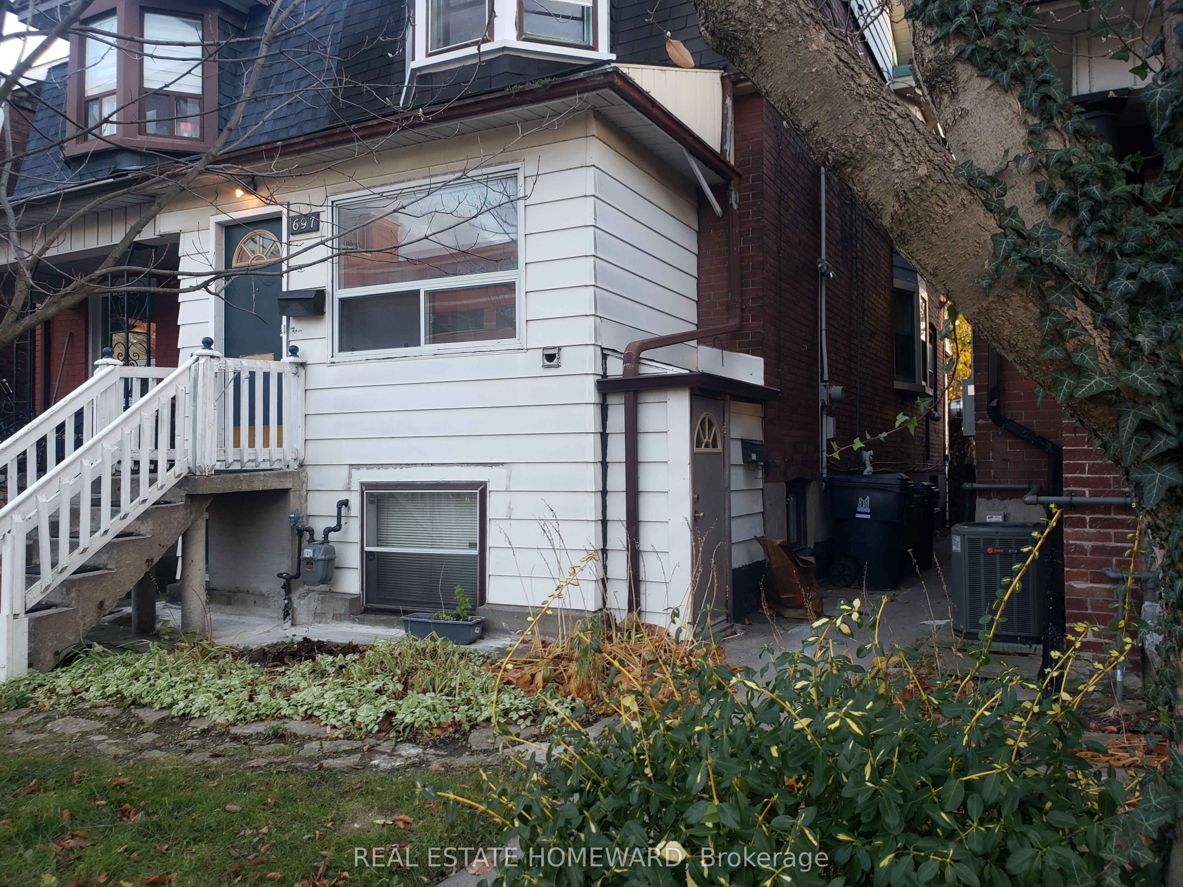 3-697 Dupont Street, Toronto, ON, M6G 1Z5