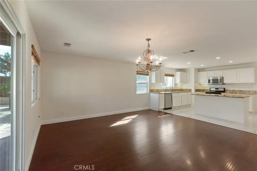 Additional image 12 of 33980 Petunia St, Murrieta, CA 92563