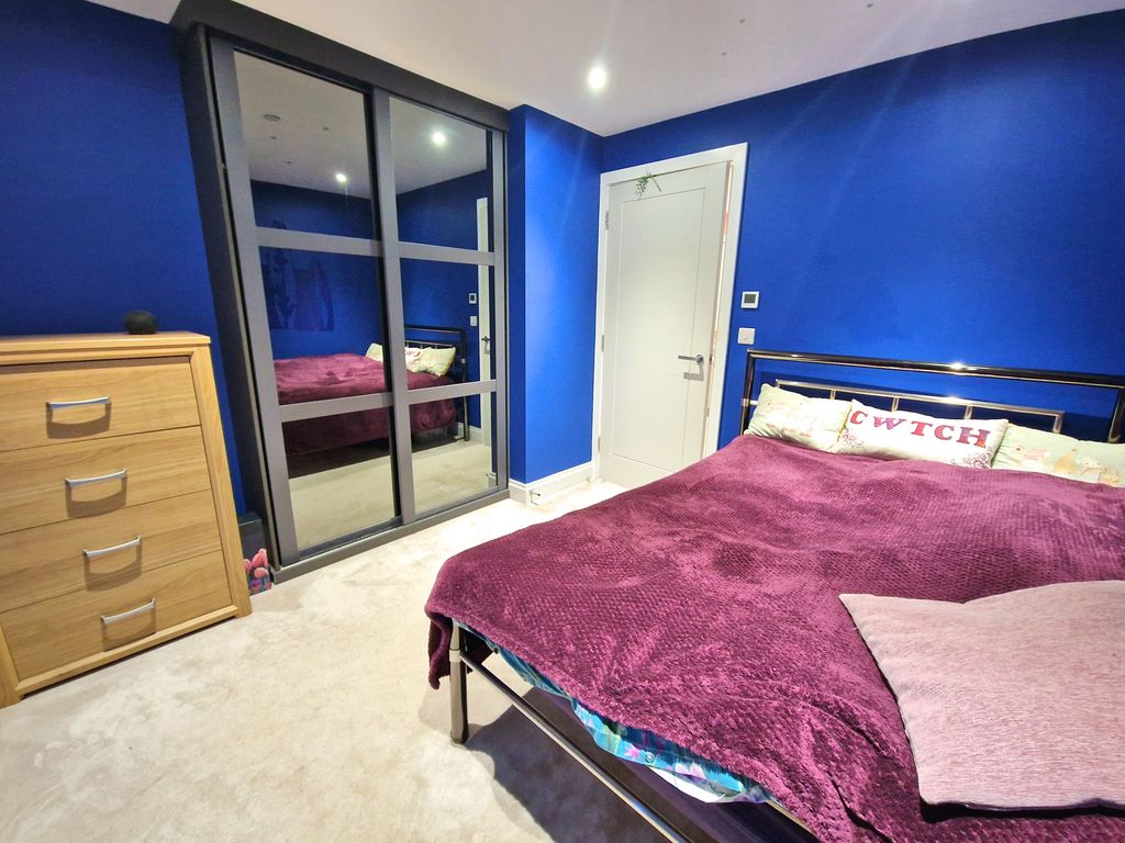 Additional image 9 of 2 bed flat for saleThe Rest, Rest Bay, Porthcawl CF36